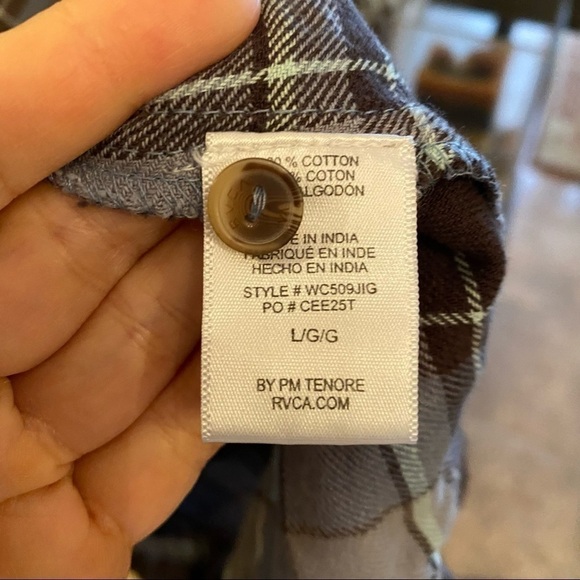 RVCA Blue Plaid Flannel Buttoned Long Sleeve Top Size Large (12) - Picture 6 of 7